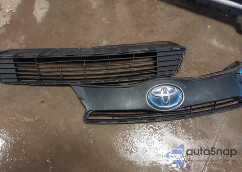 2013 Toyota Prius C Three from USA, damaged, VIN JTDKDTB35D1049233